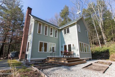 Deck, Gardens