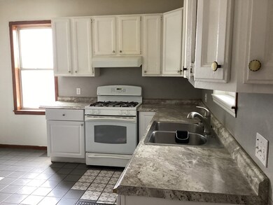 15 Middle St unit 15, Newton, MA 02458 - photo 6