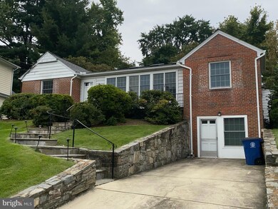 7008 Bybrook Ln, Chevy Chase, MD 20815 - photo 2