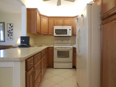 75 Windsor D unit 75, West Palm Beach, FL 33417 - photo 6