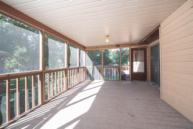 2401_Tattersall_Road_08