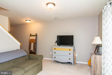 8 Bailey Ln, Owings Mills, MD 21117 - photo 5