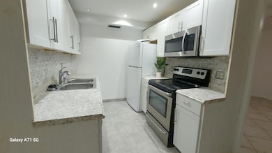 3076 Cornwall D unit 3076, Boca Raton, FL 33434 - photo 2