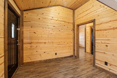 28700 Gumwood Ct, Huntsville, TX 77340 - photo 4