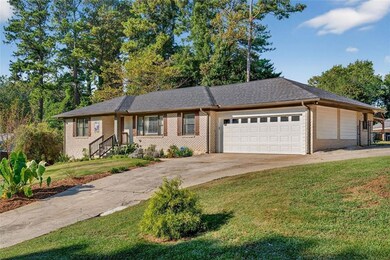 1994 Honeysuckle Ln SW, Atlanta, GA 30311 - photo 2