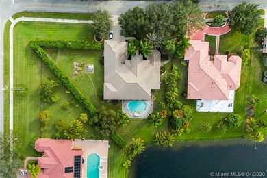 13107 SW 42nd St, Davie, FL 33330 - photo 4