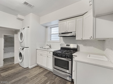 511 S Main St unit 2, Phillipsburg, NJ 08865 - photo 3