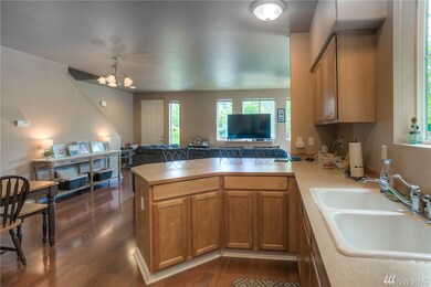 2651 Erwin Ave unit B, Dupont, WA 98327 - photo 4