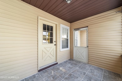 Samantha Sandoz 8B Alpine Road, Whiting,