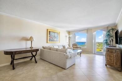 The Patrician unit 625, Palm Beach, FL 33480 - photo 4