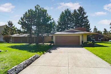 3445 Woodview Pl, Columbus, OH 43220