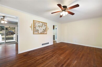 3141 Holbrook Dr SW, Marietta, GA 30060 - photo 6