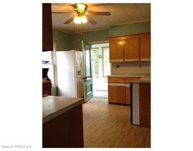 12 Bellrose St unit n/a, Stafford Springs, CT 06076 - photo 4