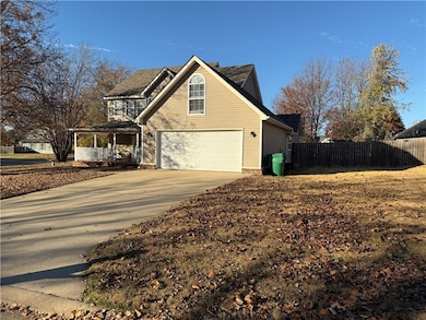 118 Birch St, Centerton, AR 72719 - photo 2