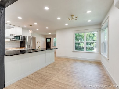 531 N Crownpoint Dr, Ada, OK 74820 - photo 7