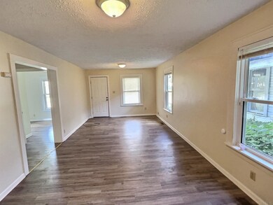 2911 S Franklin St, Muncie, IN 47302 - photo 6