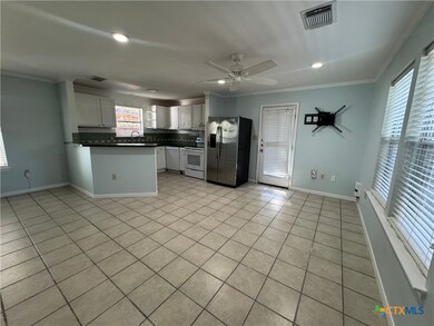 1705 Holly St unit B, Austin, TX 78702 - photo 2