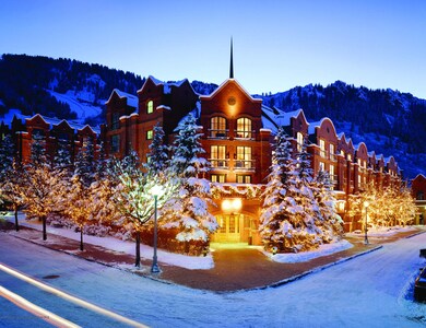 St Regis WINTER Ext_NPjpg
