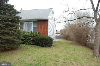 202 Strand Ave unit A & B, Sewell, NJ 08080 - photo 4