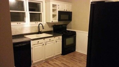 905 N Mcaree Rd, Waukegan, IL 60085 - photo 2