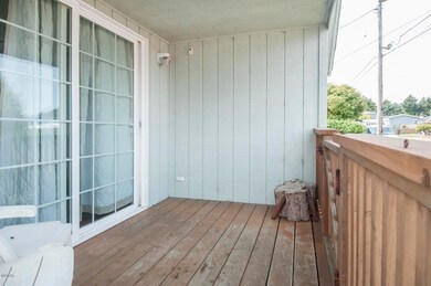 1152 SW 16th St, Lincoln City, OR 97367 - photo 4