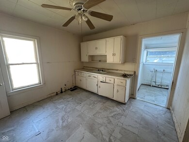 1830 Jefferson St, Anderson, IN 46016 - photo 7