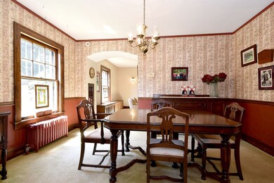 149 N Avon Rd, Elmhurst, IL 60126 - photo 2