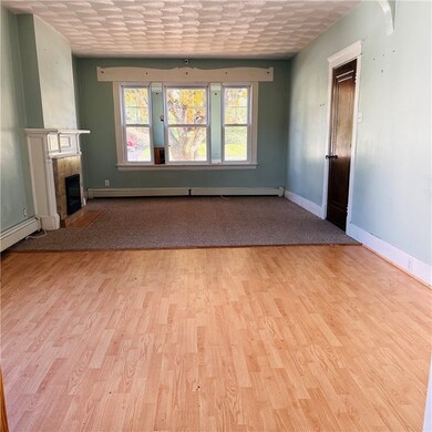 705 Mendon Rd, Woonsocket, RI 02895 - photo 7