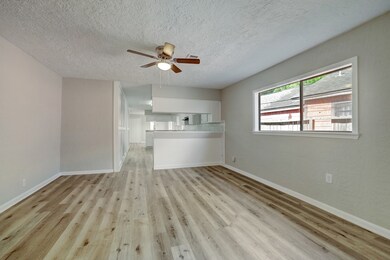 8429 Spaulding St, Houston, TX 77016 - photo 6
