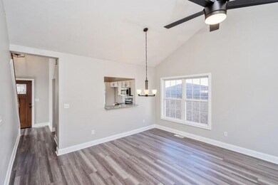 368 Village Dr, Frankfort, KY 40601 - photo 6