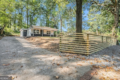 846 Mell Ct SE, Smyrna, GA 30080 - photo 2