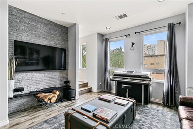 14713 Sherman Way unit 1/2, Van Nuys, CA 91405 - photo 7