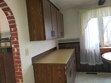 1 Rockland St, Lynn, MA 01902 - photo 3