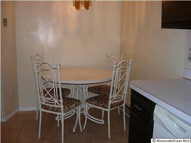 65 Overlook Way unit J, Manalapan, NJ 07726 - photo 2