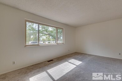 284 E I St, Sparks, NV 89431 - photo 4