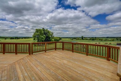 N9161 Legler Rd, Brooklyn, WI 53521 - photo 7