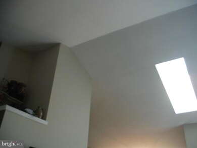 10730 Cobblestone Dr, Spotsylvania, VA 22553 - photo 6