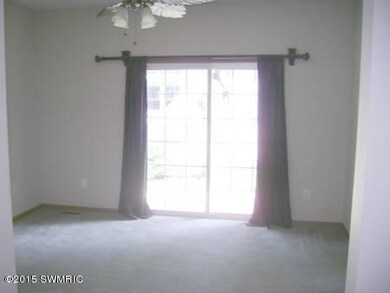 603 Cass St, Niles, MI 49120 - photo 4