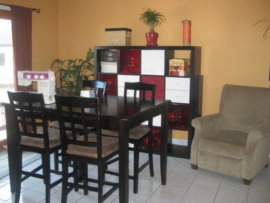 2314 Kirchoff Rd unit 5, Rolling Meadows, IL 60008 - photo 2