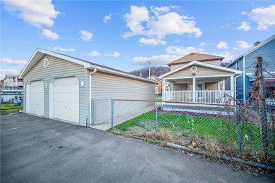 402 Beaver Ave, Aliquippa, PA 15001 - photo 3