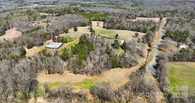 2555 Biggers Rd, Concord, NC 28025 - photo 3