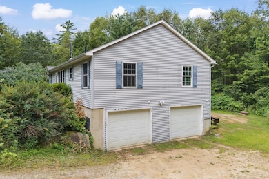 66 Staniels Rd, Chichester, NH 03258 - photo 3
