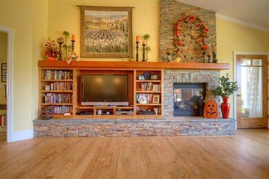 2250 Gaffney Way, Grants Pass, OR 97527 - photo 7