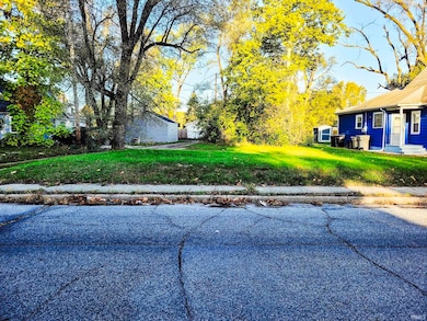 617 N Walnut St, South Bend, IN 46628 - photo 2