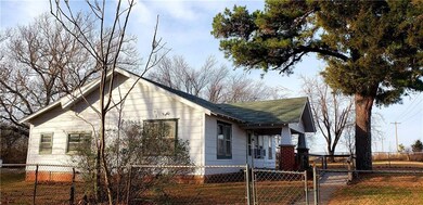 6800 N Kickapoo, Shawnee, OK 74804 - photo 3