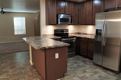Underlighting and Stainless Appliances