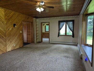 W4362 Old 8 Rd E, Prentice, WI 54556 - photo 5