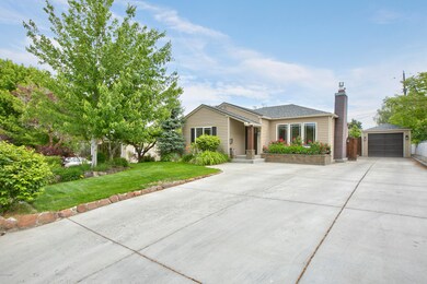 2. Stunning Curb Appeal