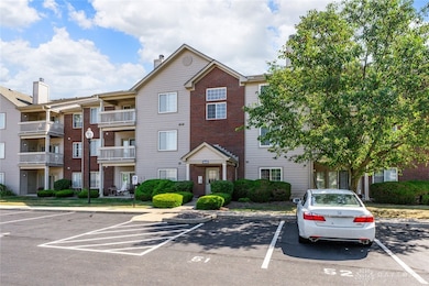 1875 Waterstone Blvd unit 312, Miamisburg, OH 45342 - photo 2