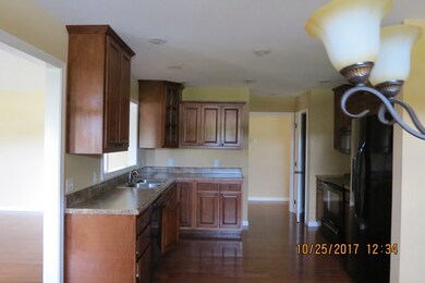 129 Elm St, Cookeville, TN 38506 - photo 2